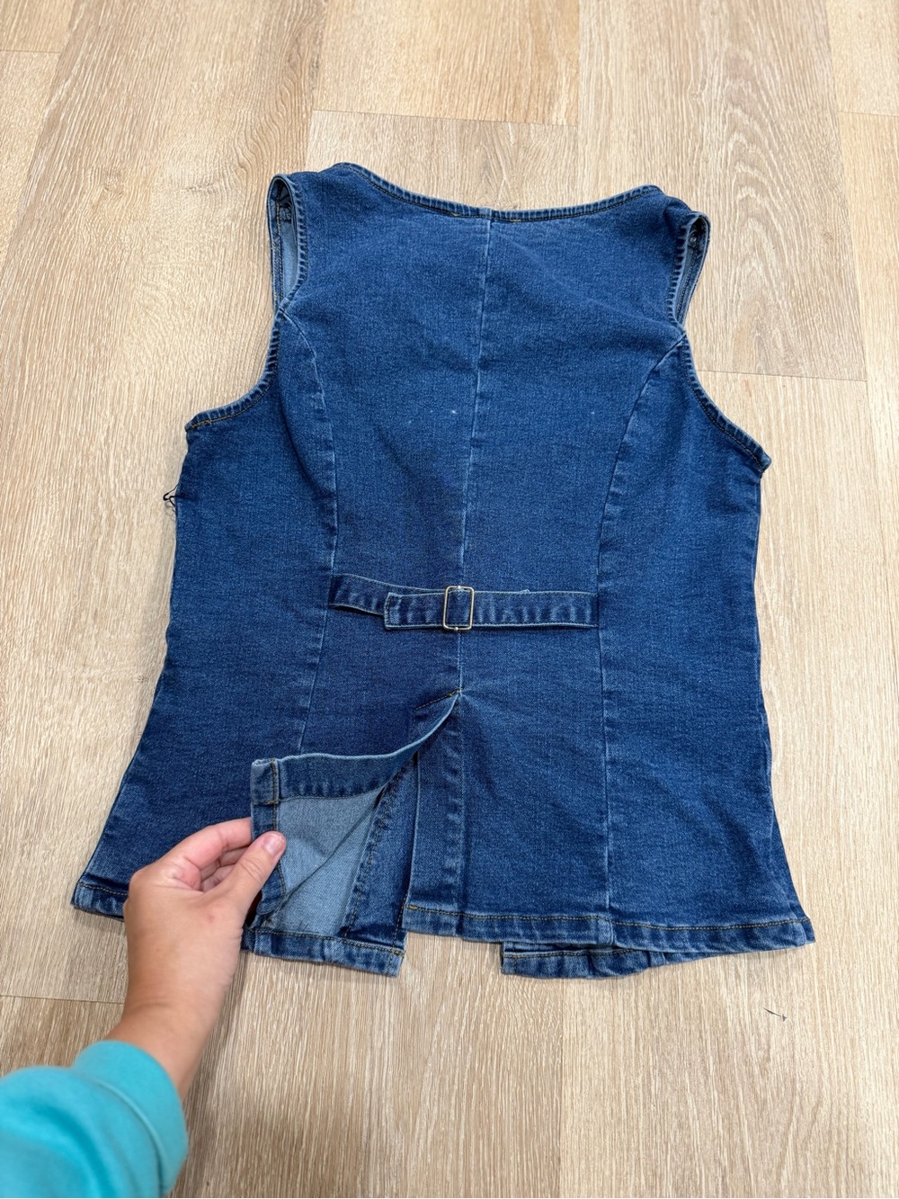 NWT Emerson Lang denim vest - Picture 6 of 6